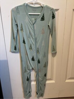 Kyte BABY Light Blue Green Tree Print Footless Zipper Pajamas